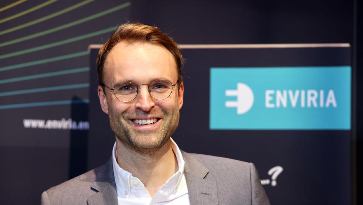 Marvin Mertens auf ENVIRIA Messestand bei der Expo Real in München.