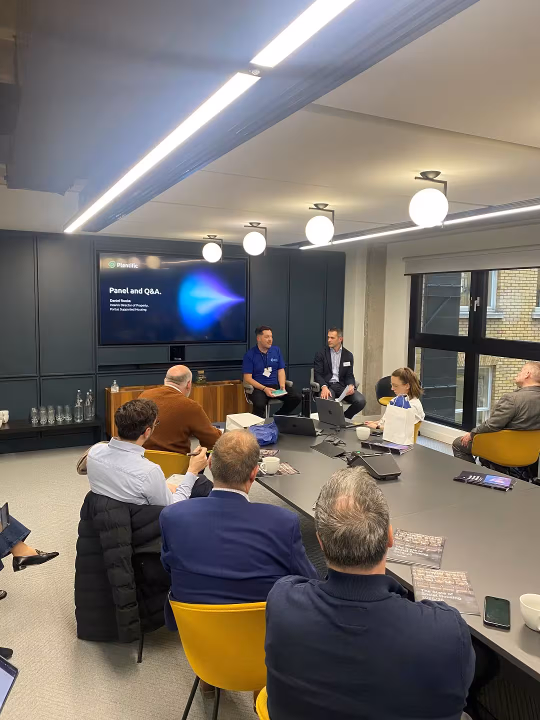 consultant day visual2 w1080