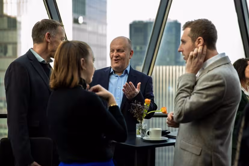 connect 30 100325 w800