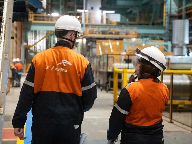 Alsico PPE partnership with ArcelorMittal showcasing durable safety clothing.