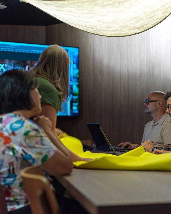 Alsico Belgium meeting, showcasing industrial workwear manufacturing and innovation.