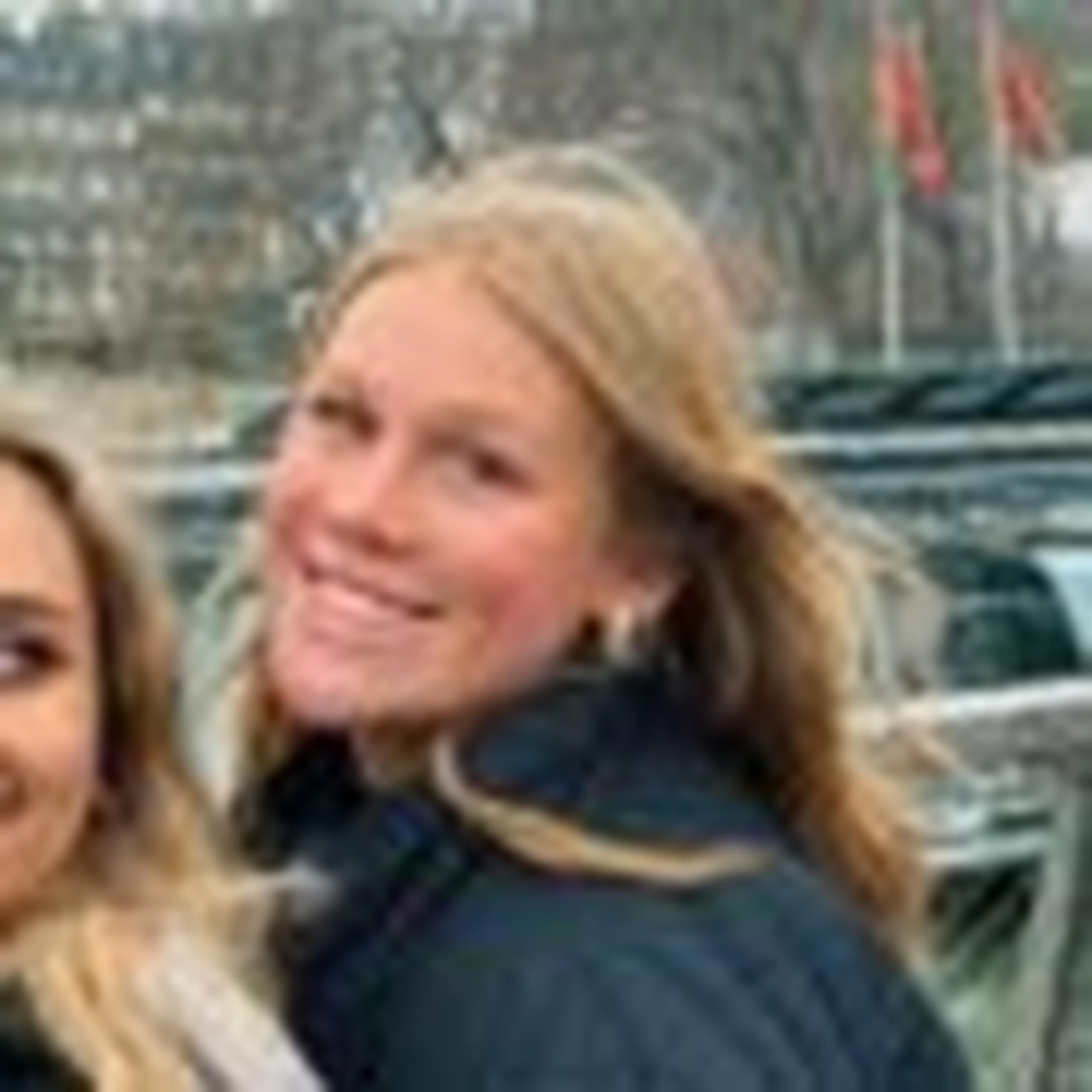 Christine S.’ College Deferral Experience - EF Gap Year