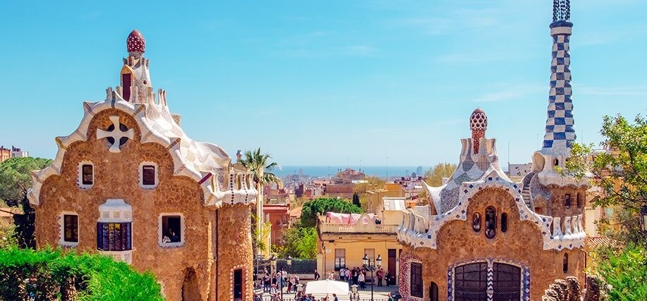 Plan my gap year in Barcelona