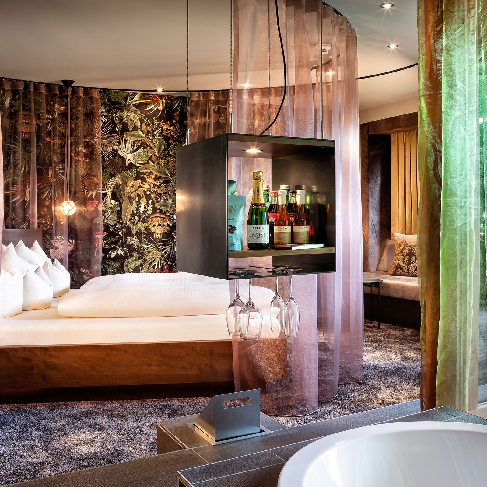 Suite im GAMS zu zweit