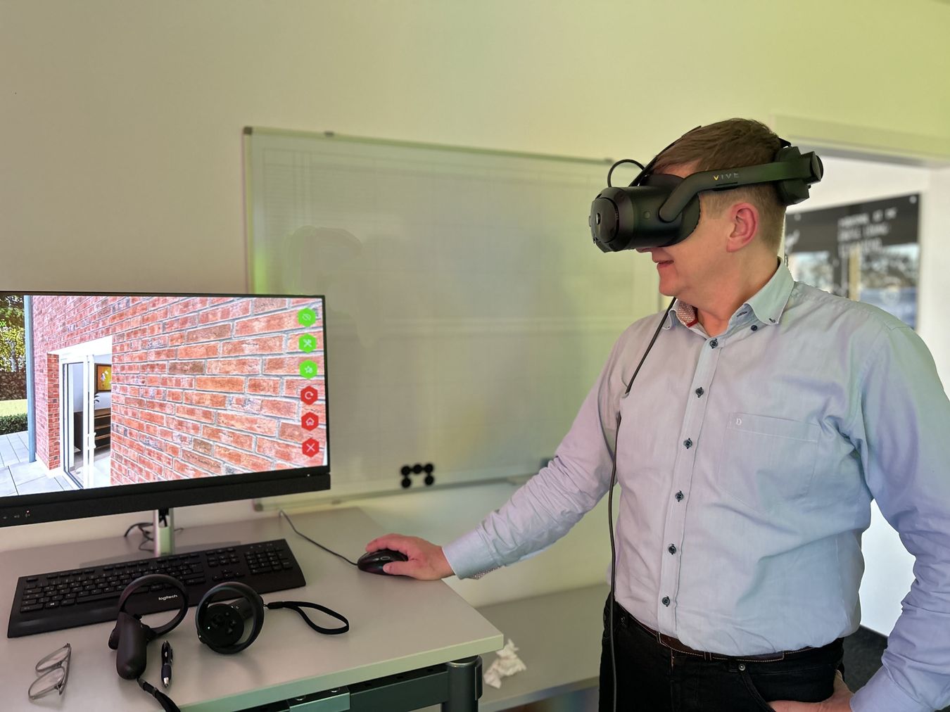 Ein besonderes Highlight des Besuchs war die Präsentation der 3D-Texturen/Materialien in einer VR-Umgebung.