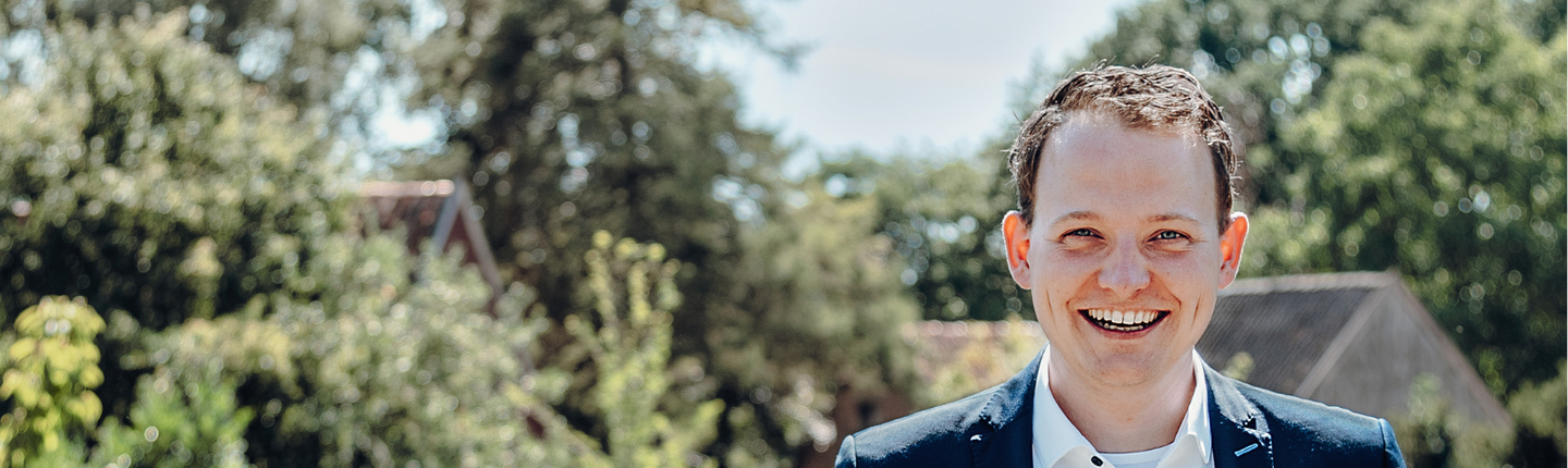 Bürgermeister Dr. Tom Tenostendarp