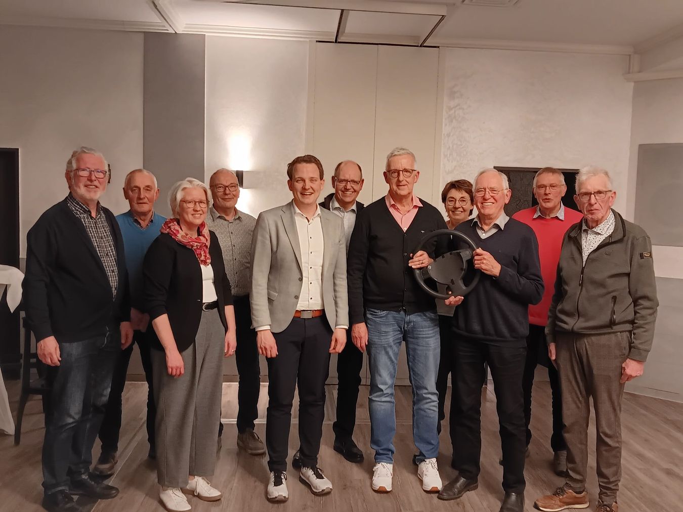 Gruppenbild des neuen Vorsitzes des Bürgerbus-Vereins.