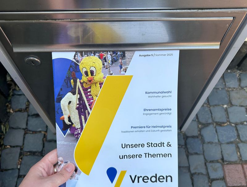 Stadtinfobroschüre Briefkasten