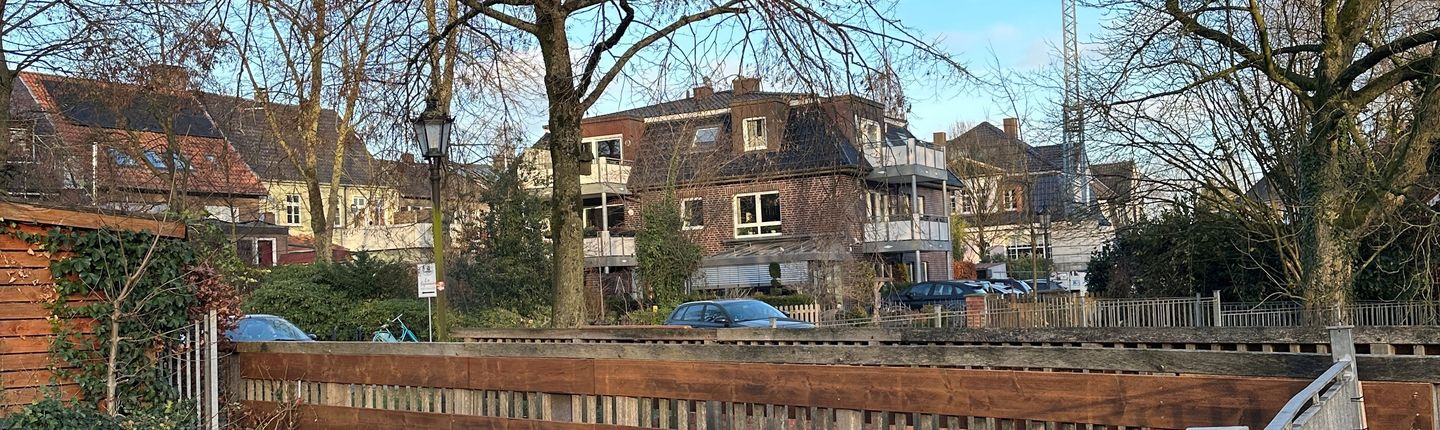 Bilder der freigegeben Brücke am alten Busbahnhof.