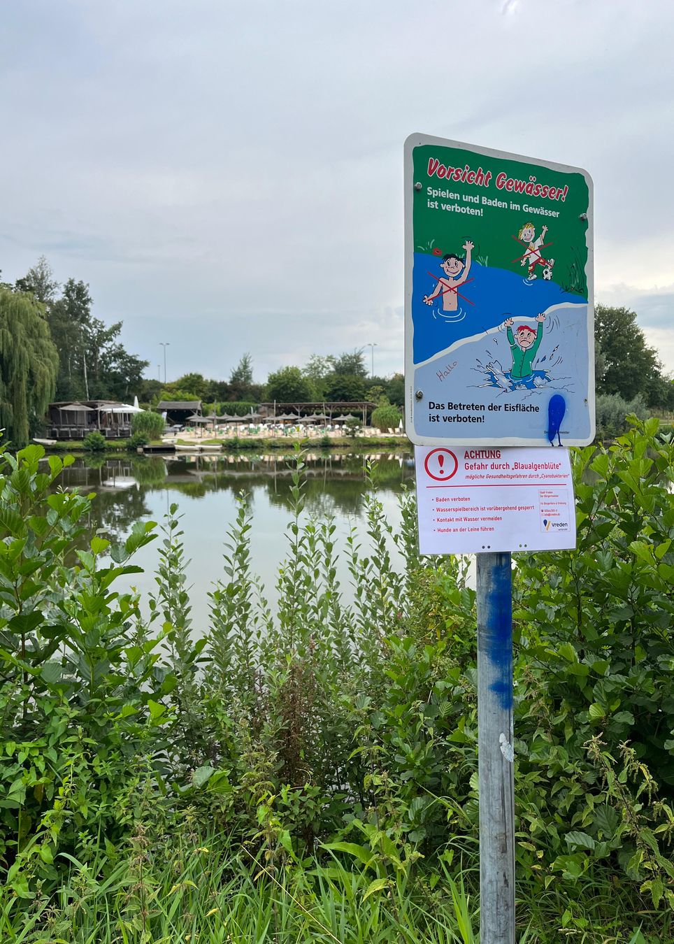 Verdacht von „Blaualgen“ im Berkelsee