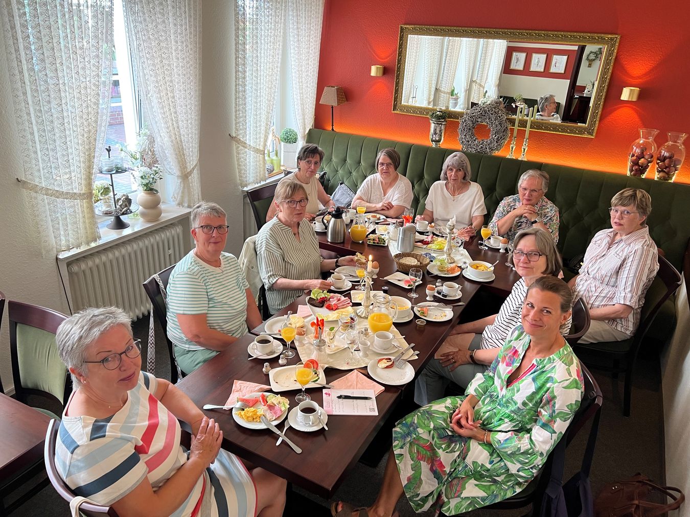 Frauen Frühstücks Treff Sommerpause