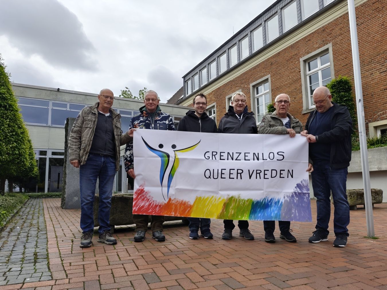 Gruppenbild des Querr-Stammtischs
