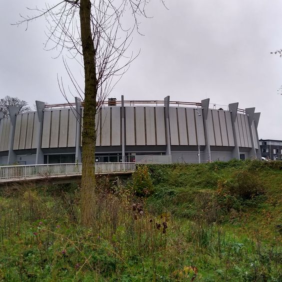 Rundsporthalle
