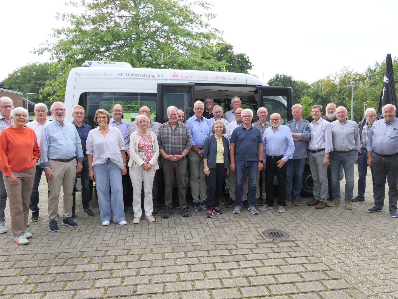Teamfoto Jubiläum Bürgerbus