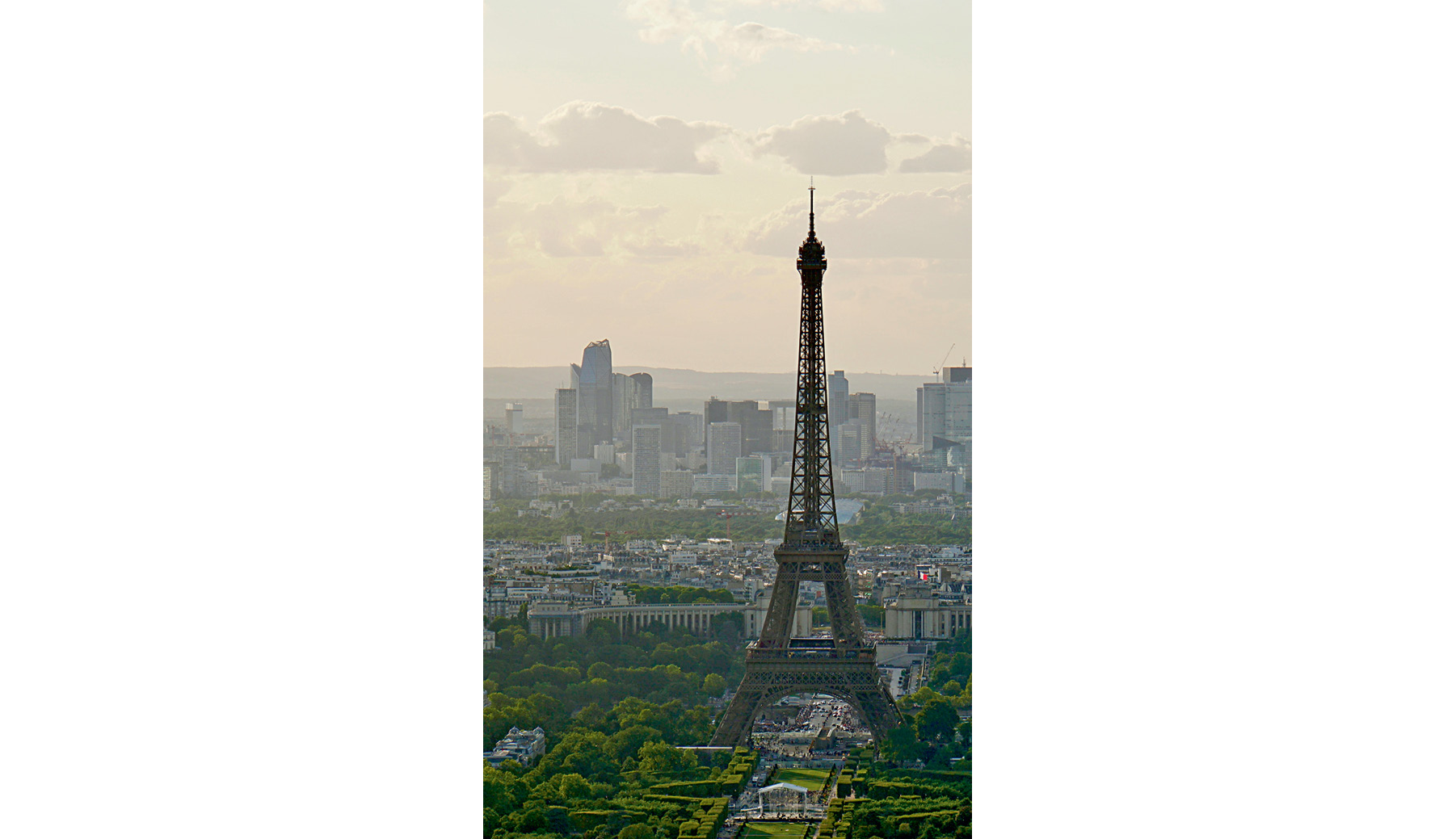 Eifer tower_Behind the camera
