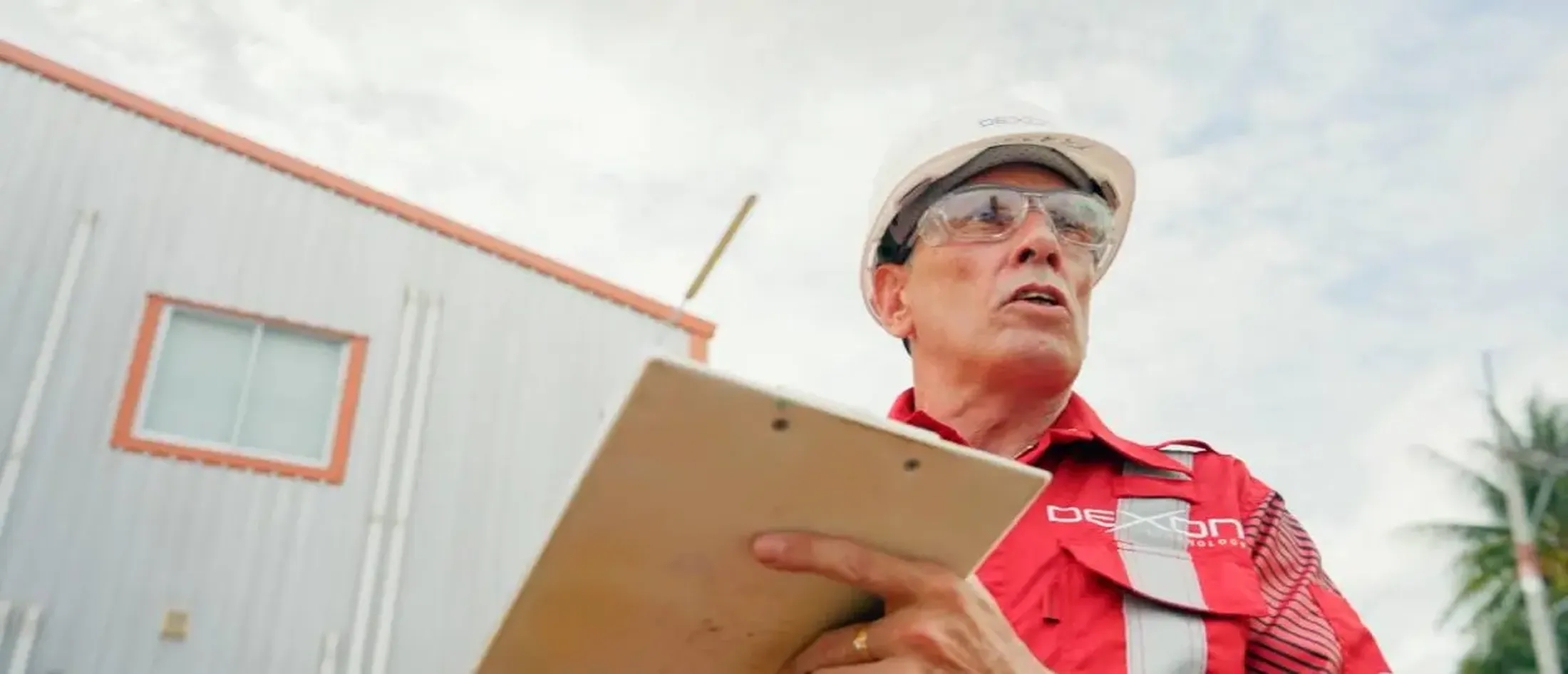 Dexon provides all required paint and coating inspection services, whether for marine environments or plant service.