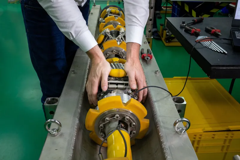 Ultrasonic Intelligent Pigging Solutions