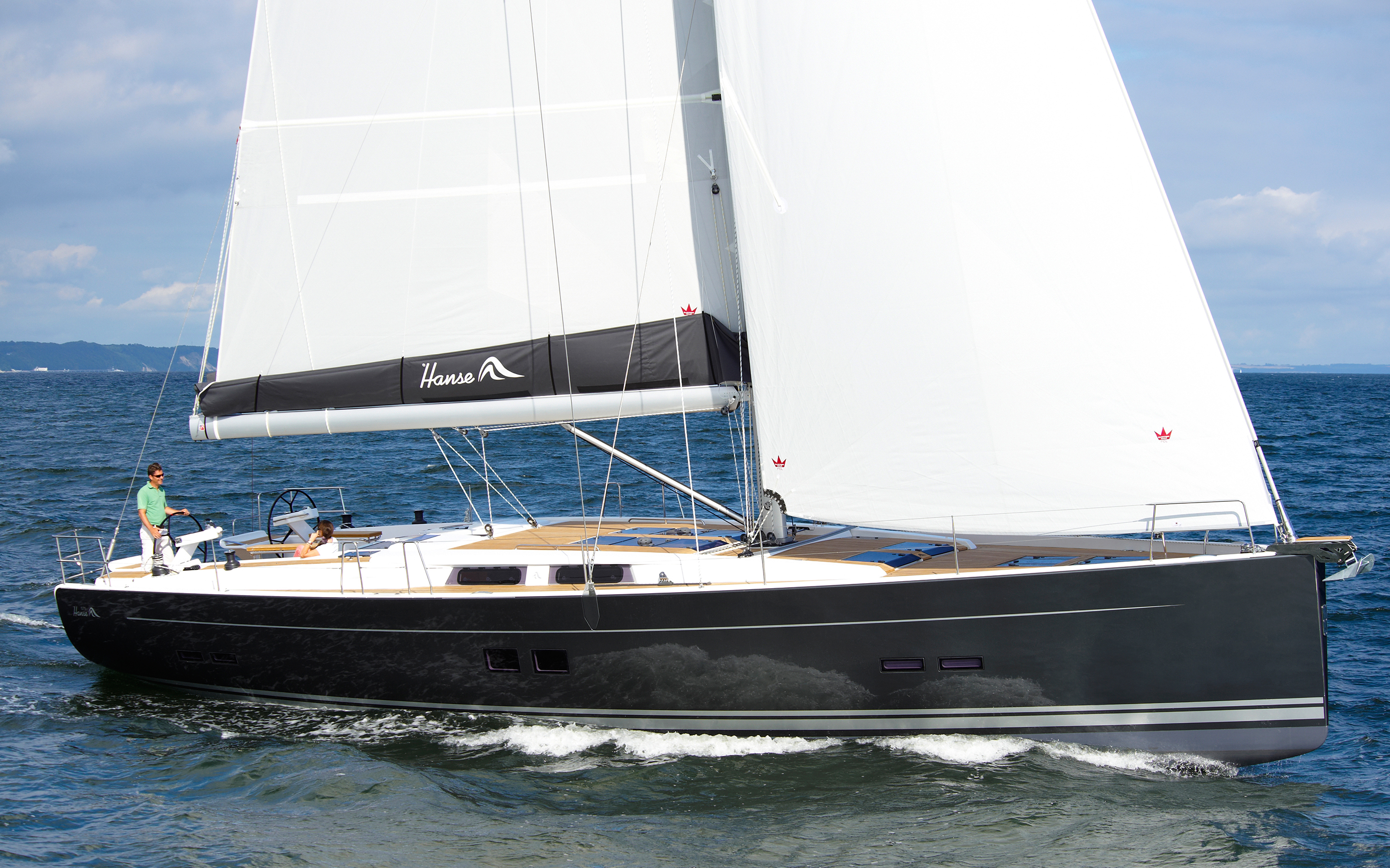 hanse_575_exterieur.jpg