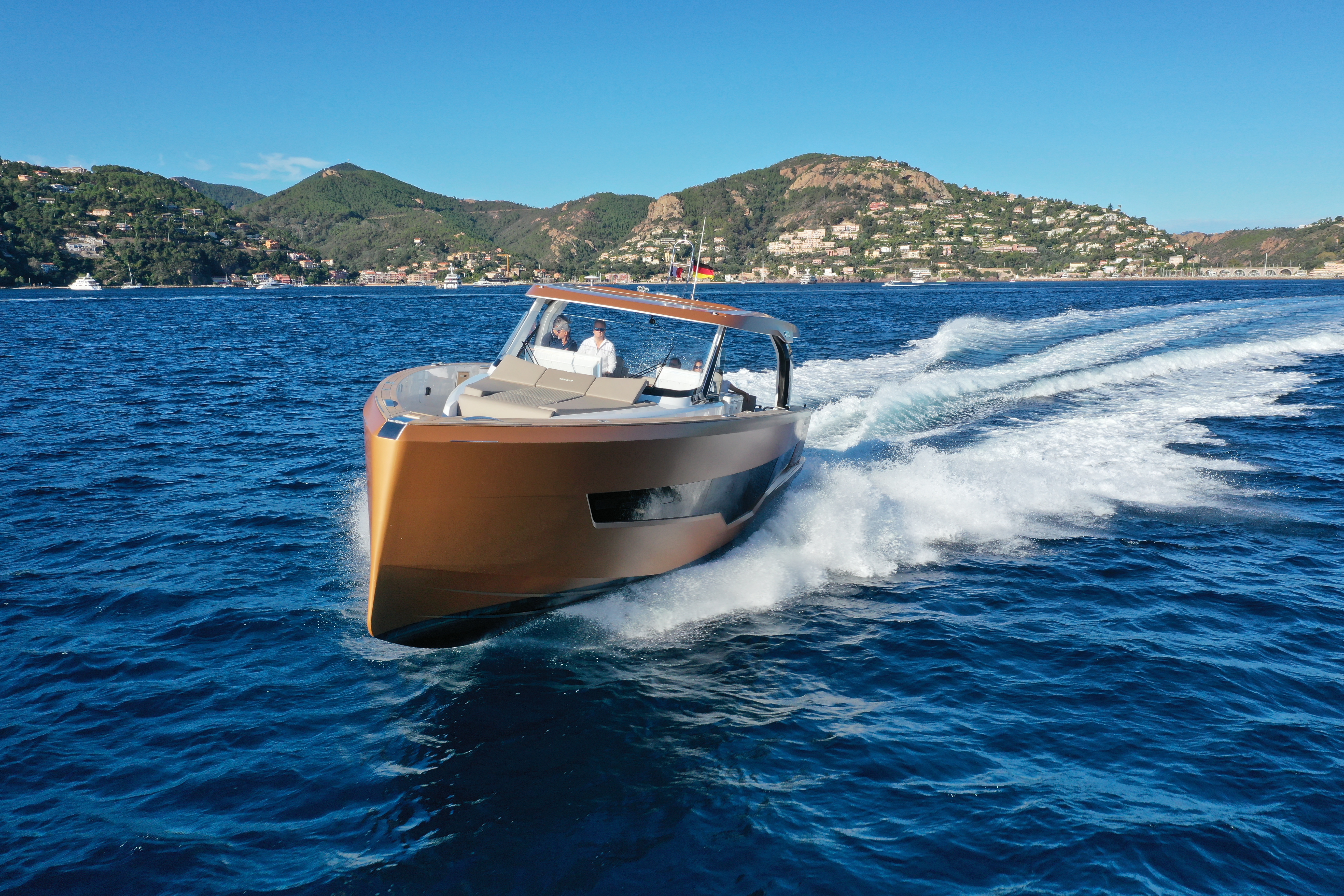 FJORD 53 XL | The 53 foot motorboat from FJORD