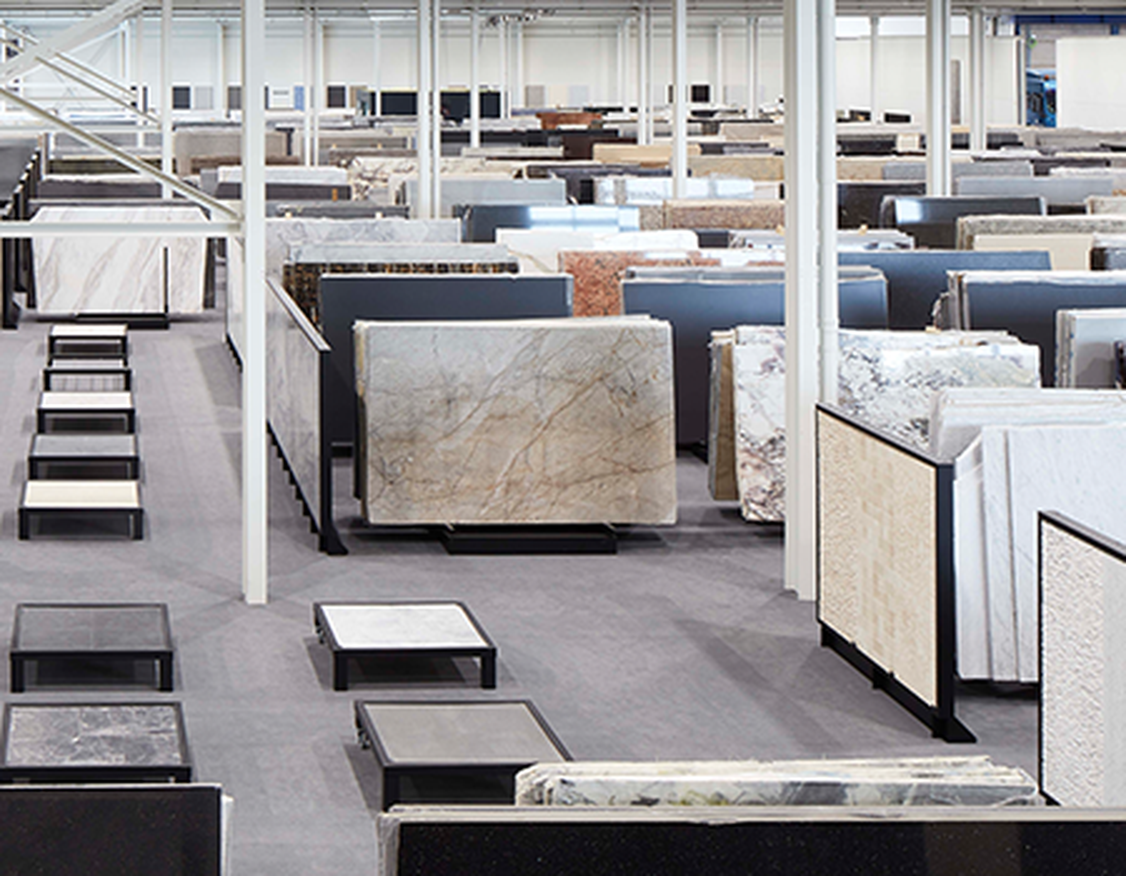 Gigantische Stone Gallery van 5000 m² bij Brachot Deinze
