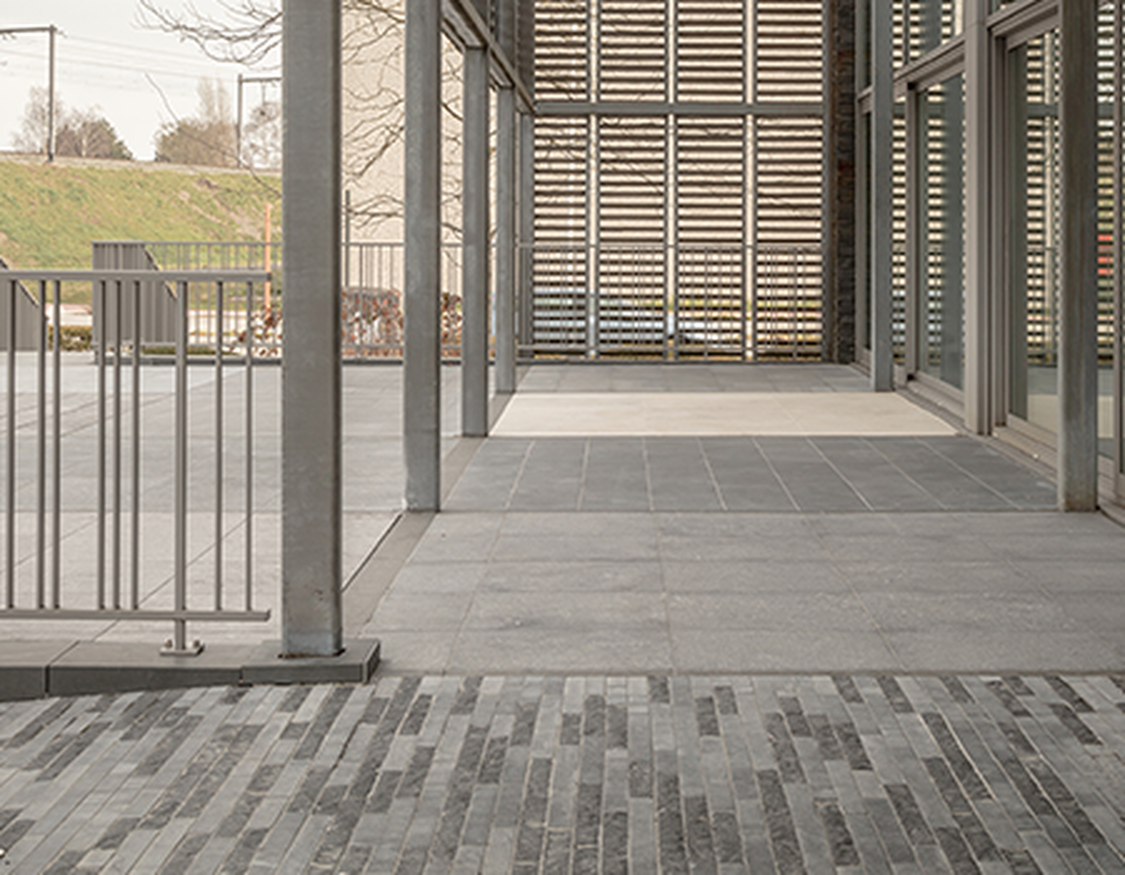 Tegelshowroom van 1650m² en tegeltoonpark bij Brachot Harelbeke