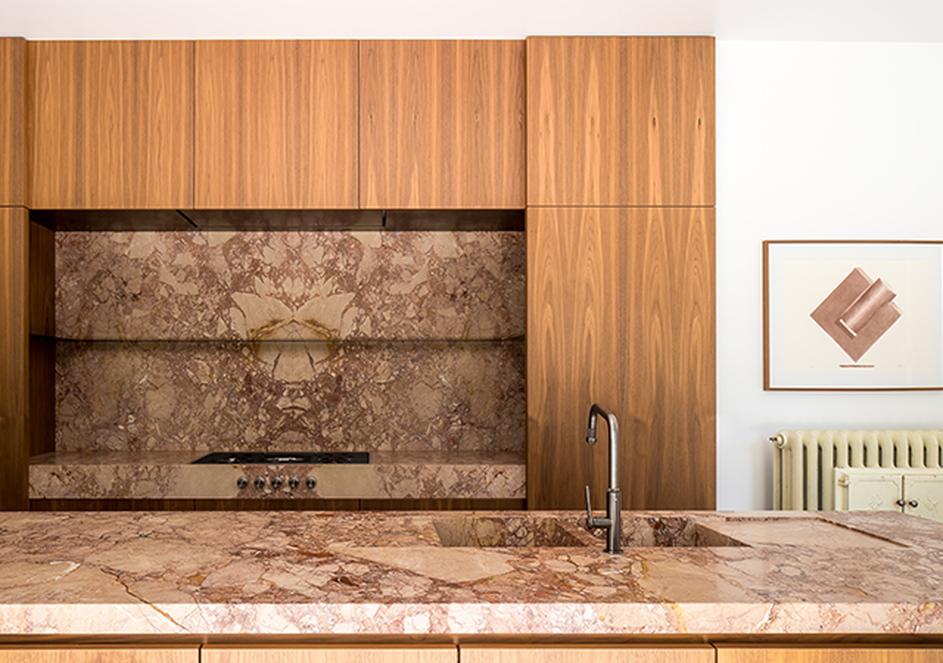 Kitchen worktops and splashbacks