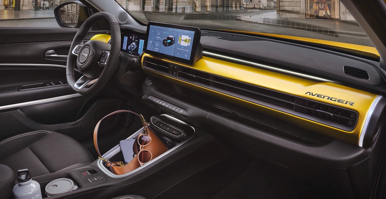 jeep avenger interieur