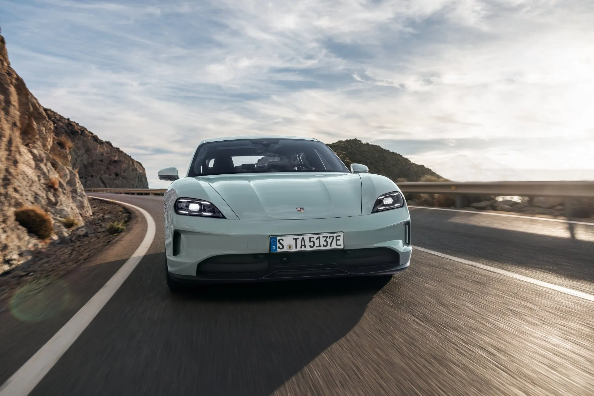 Porsche Taycan Leasing INSTADRIVE