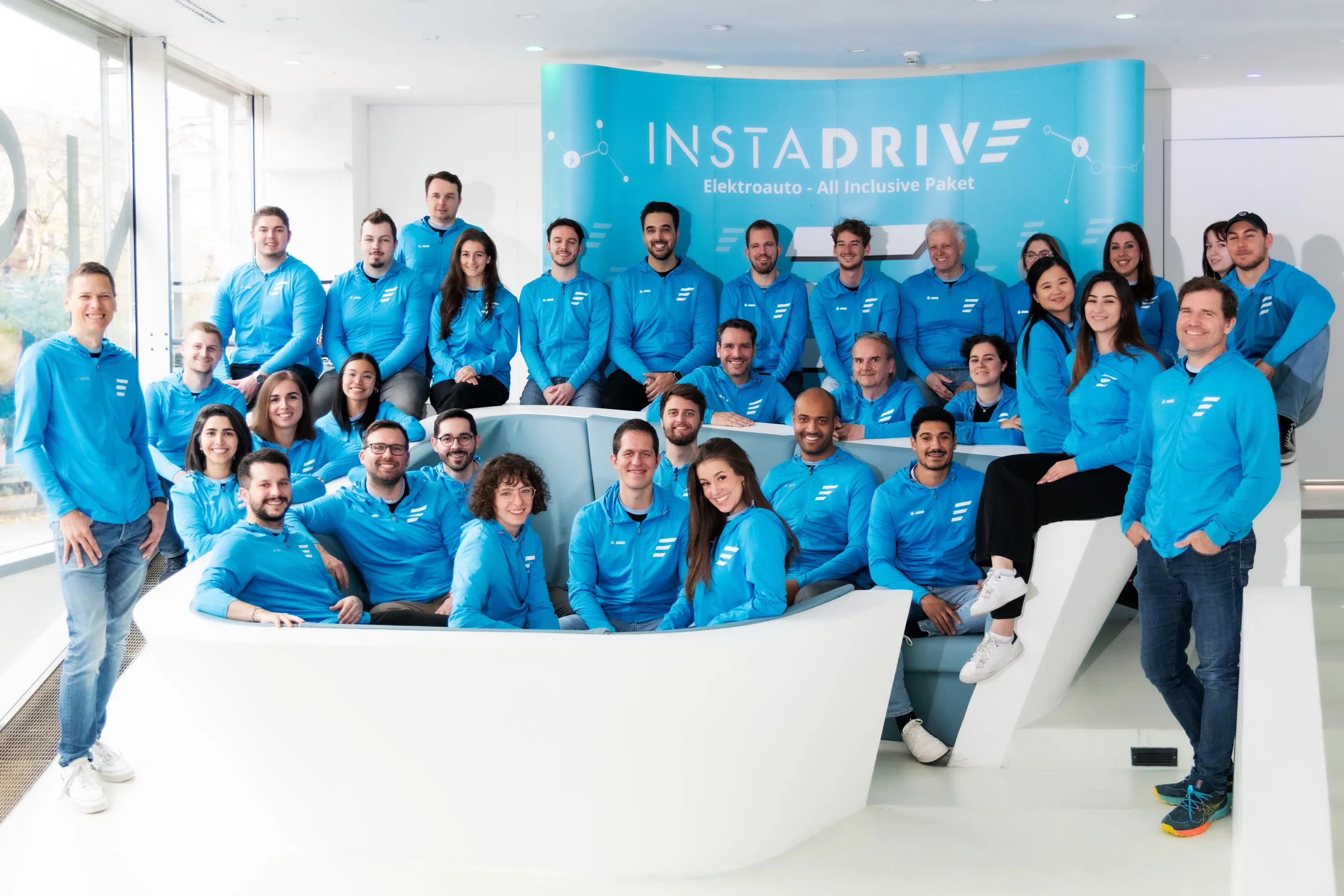 INSTADRIVE Team Foto