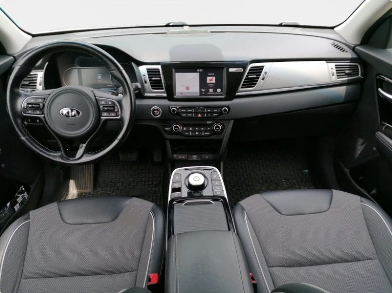 e niro interieur