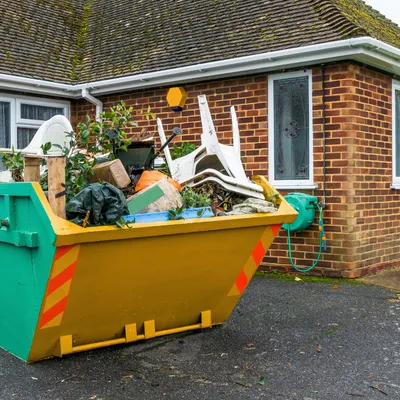 Common Mistakes to Avoid When Hiring a Skip