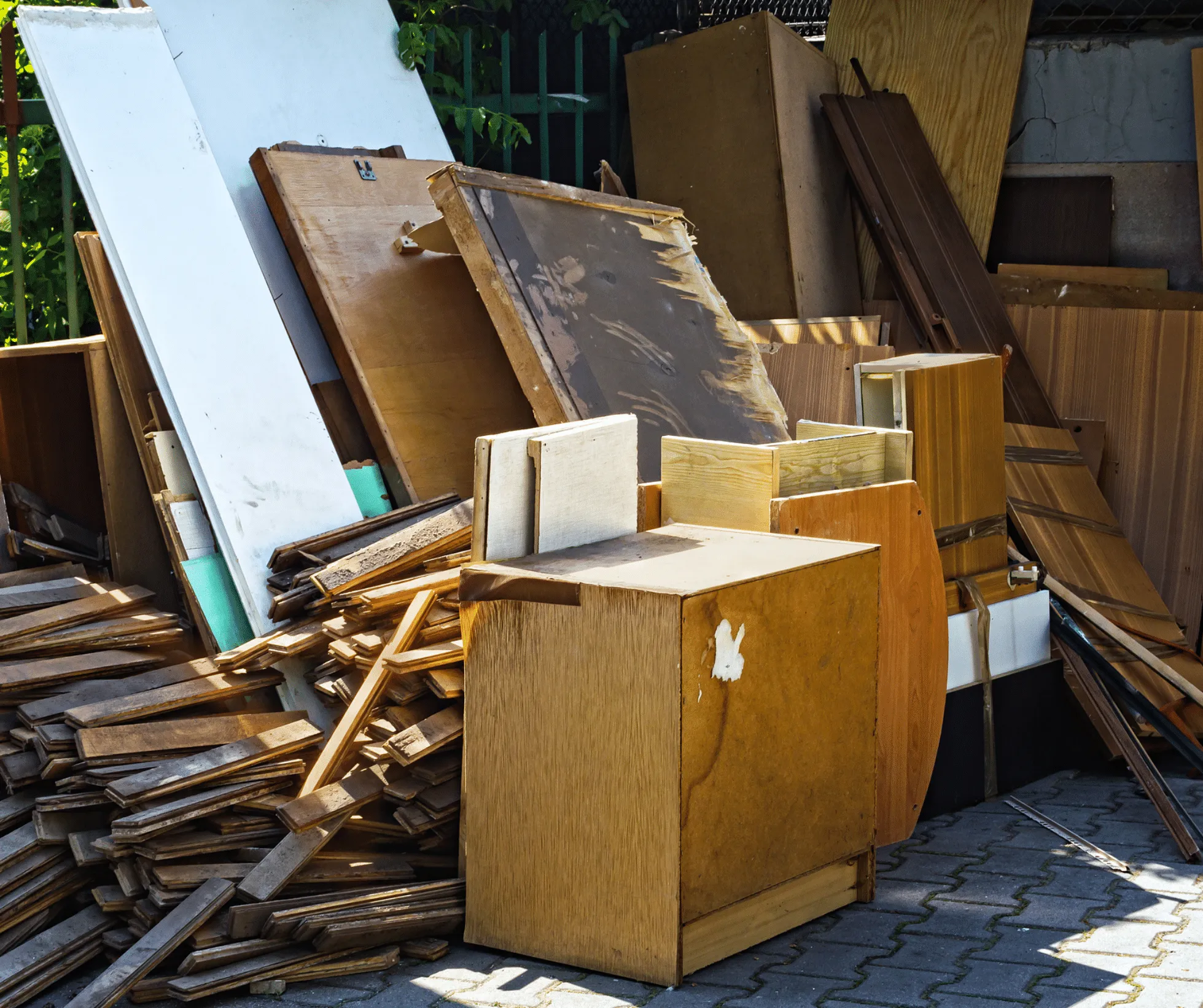 What can I dispose at the tip