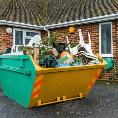 How Skip Hire Supports the Circular Economy and Sustainability in Construction