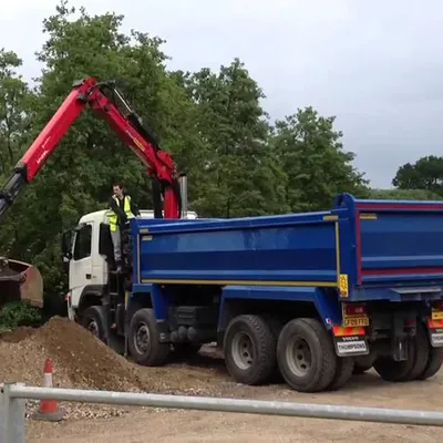 Skip Hire vs Grab Hire