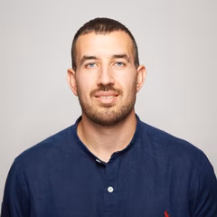 Robert Cosic Portrait