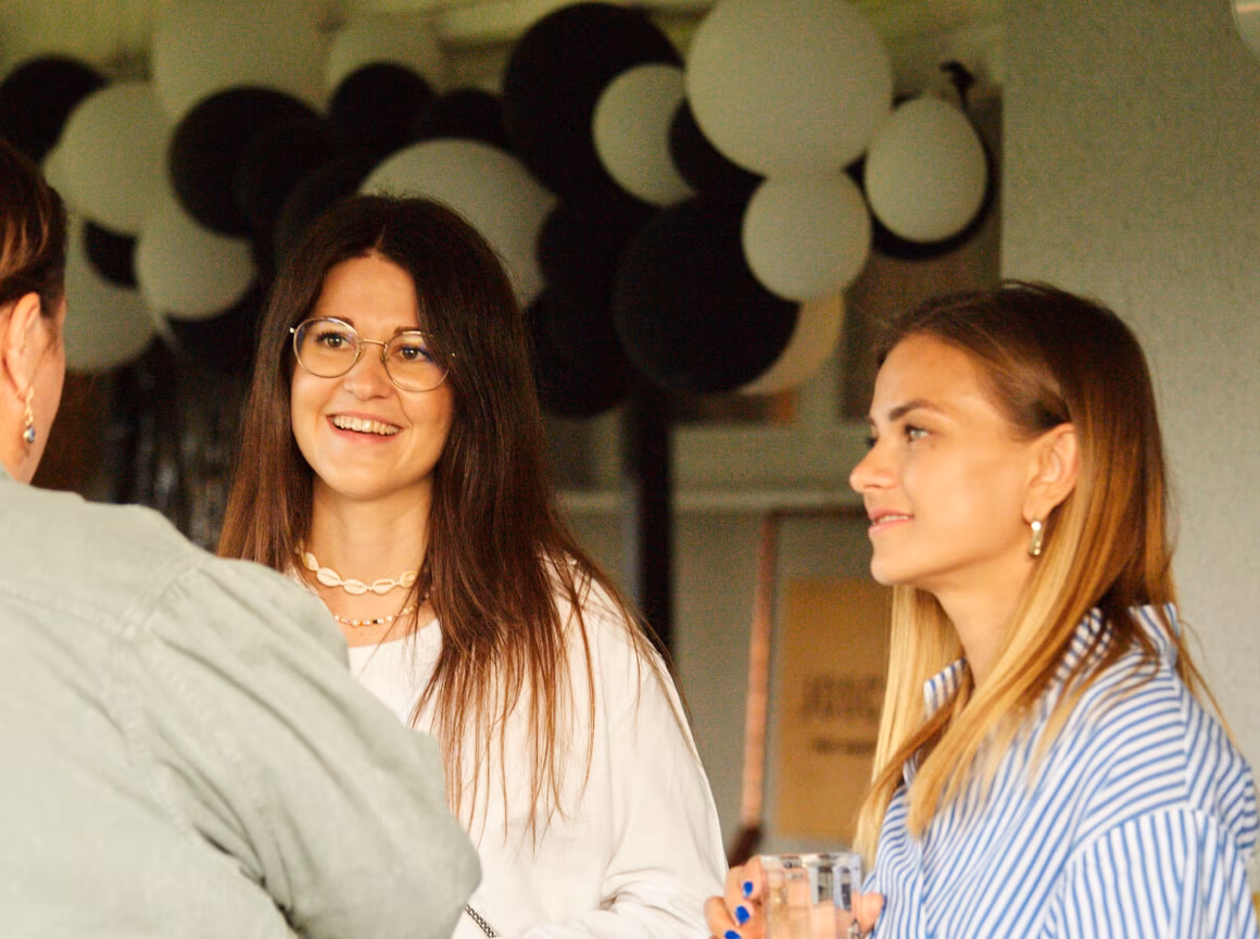 virginia-darja-sommerfest-onedot-karriereseite