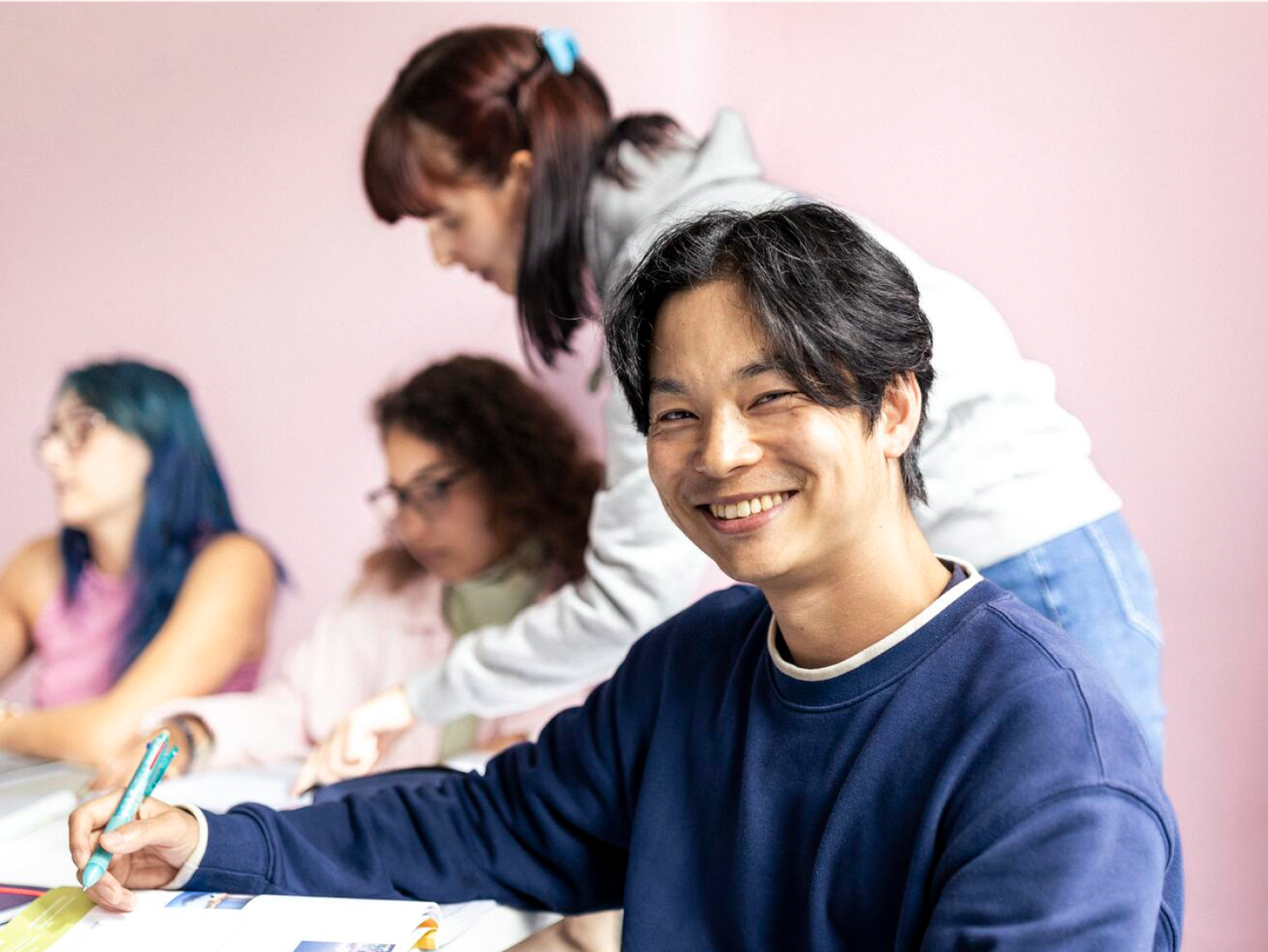 Étudiant souriant