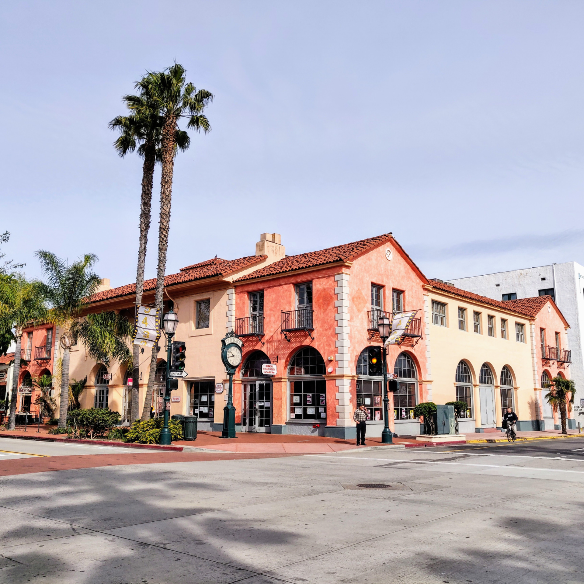 Santa Barbara Uptown