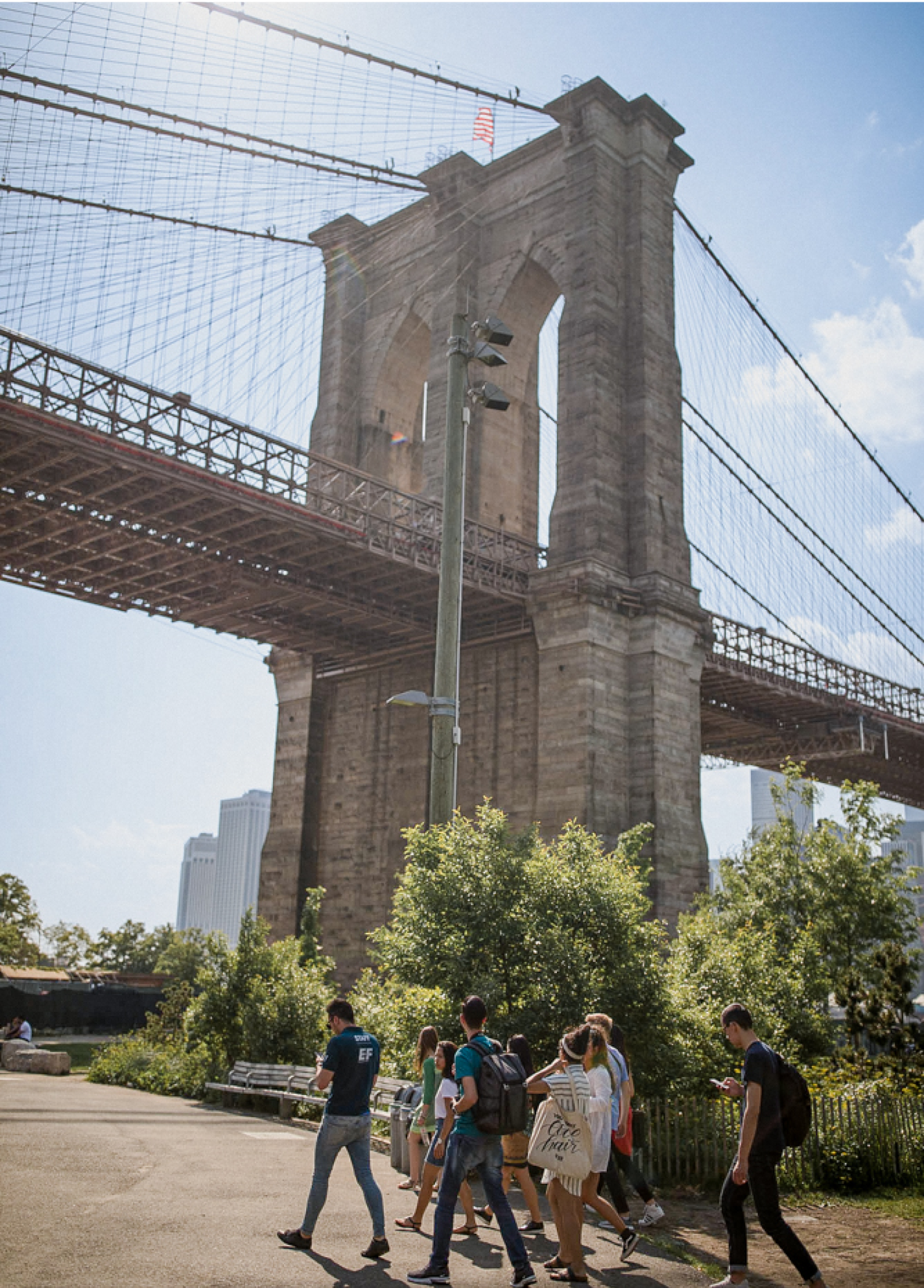 Students walking near Brooklyn Bridge