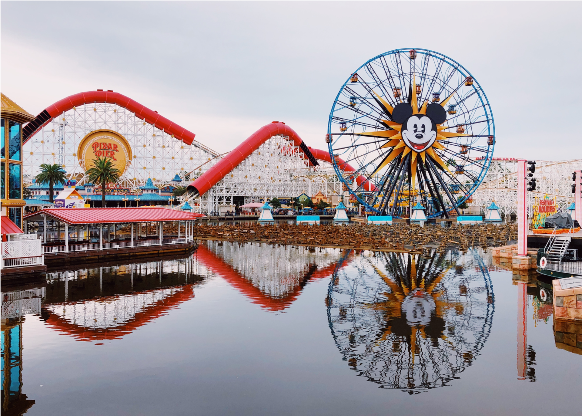Disney Land Giant Wheel