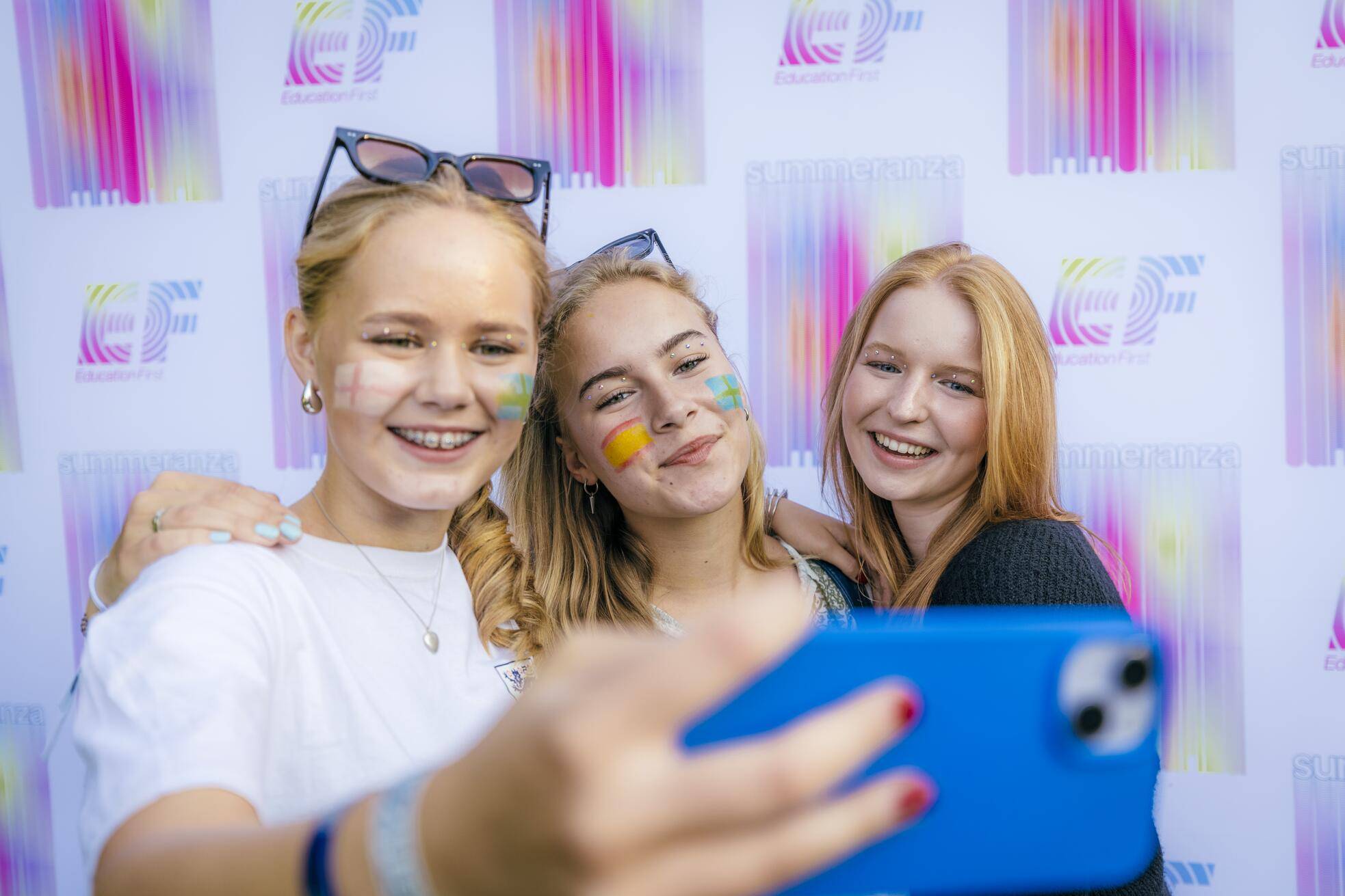 studenter på gjenforeningsfest