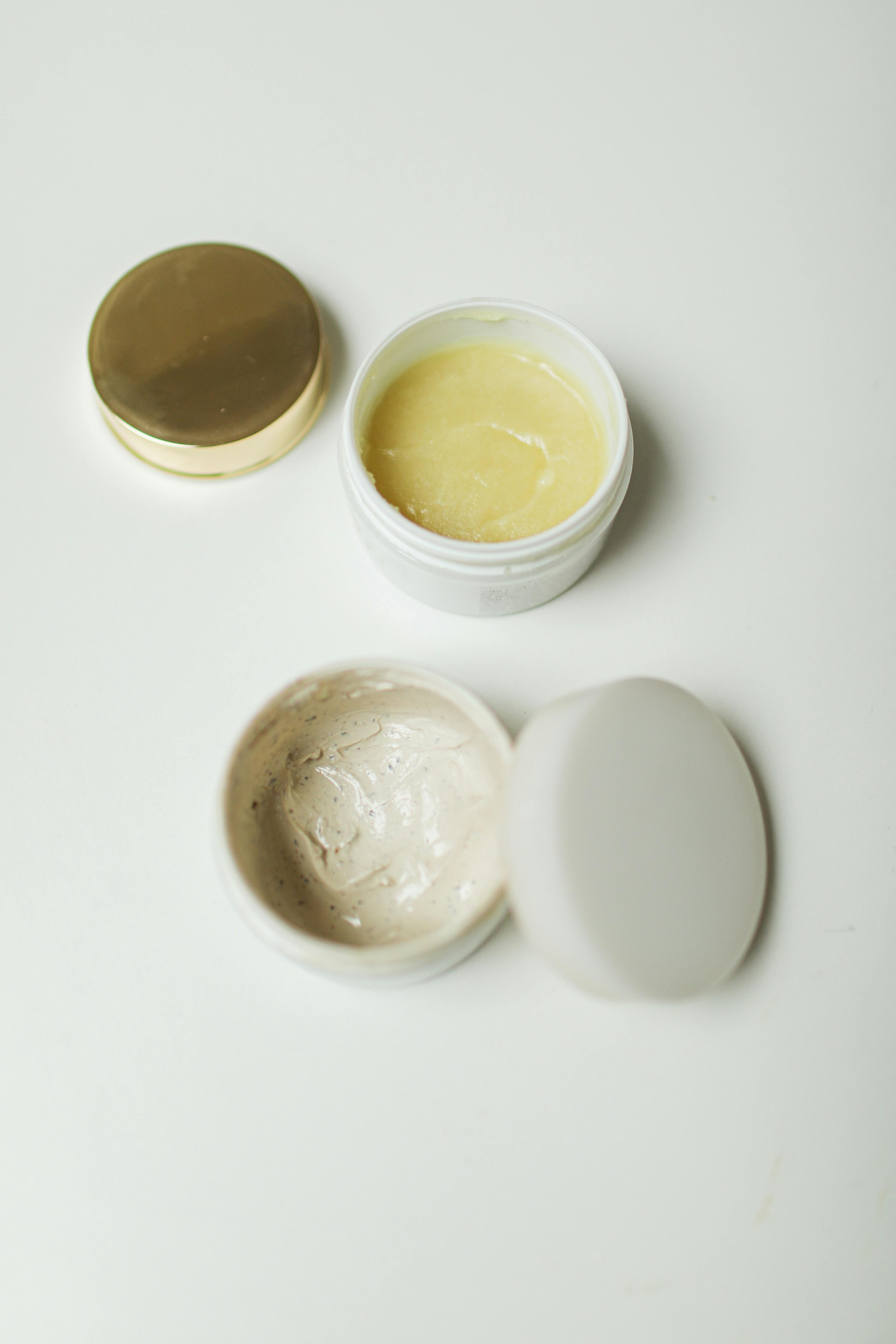 Aloe Vera Cream Eine Kollektion von Cremes aus Aloe Vera zur Bekämpfung von Anti-Aging