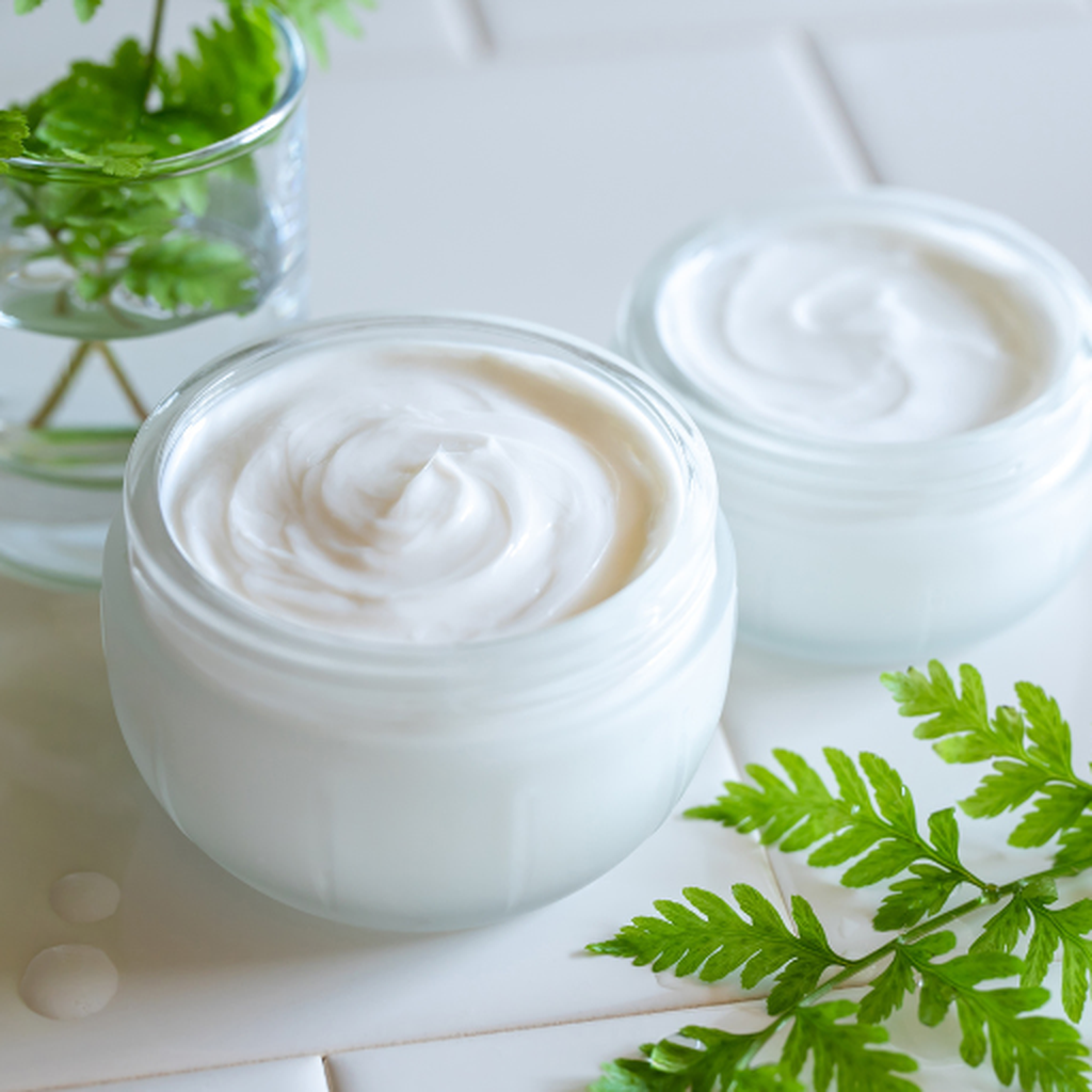 Gute Gesichtscreme für reife Haut ab 70 Tipps