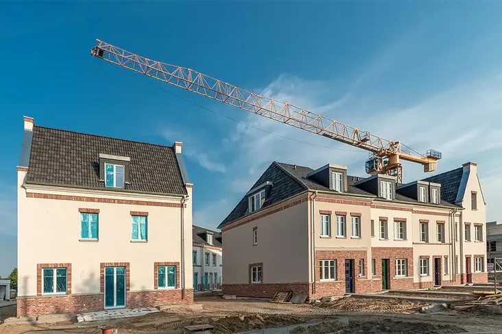 new build estate under construction