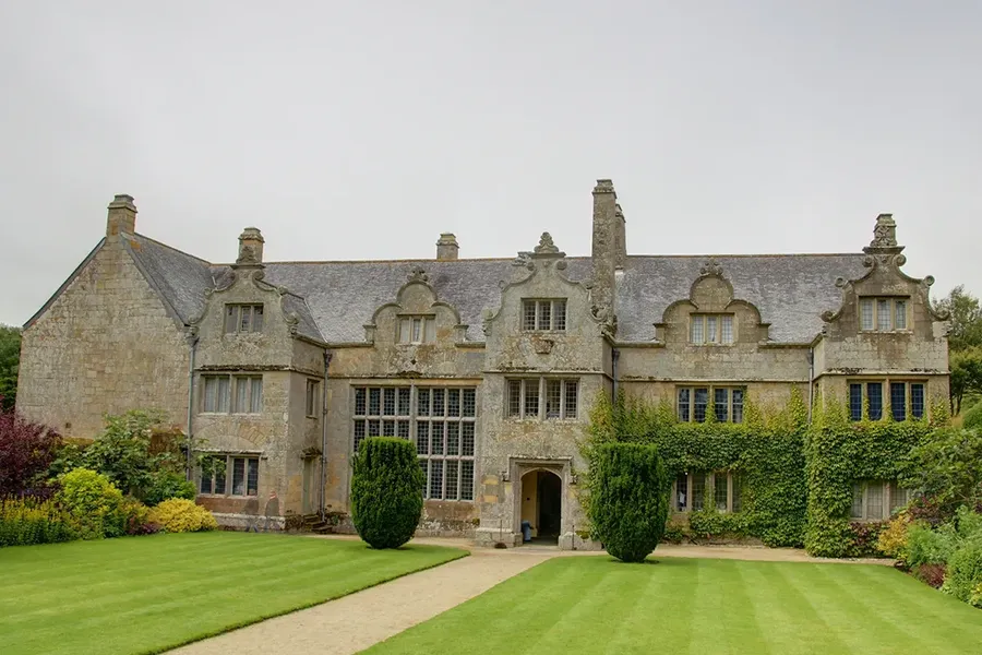 Old manor house with manicured gardens similar to that the fictional Xavier's school for gifted youngsters in Xmen