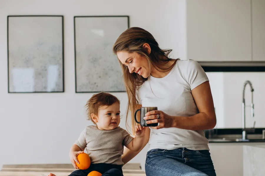 homeowner can contact her conveyancer when her children are in bed