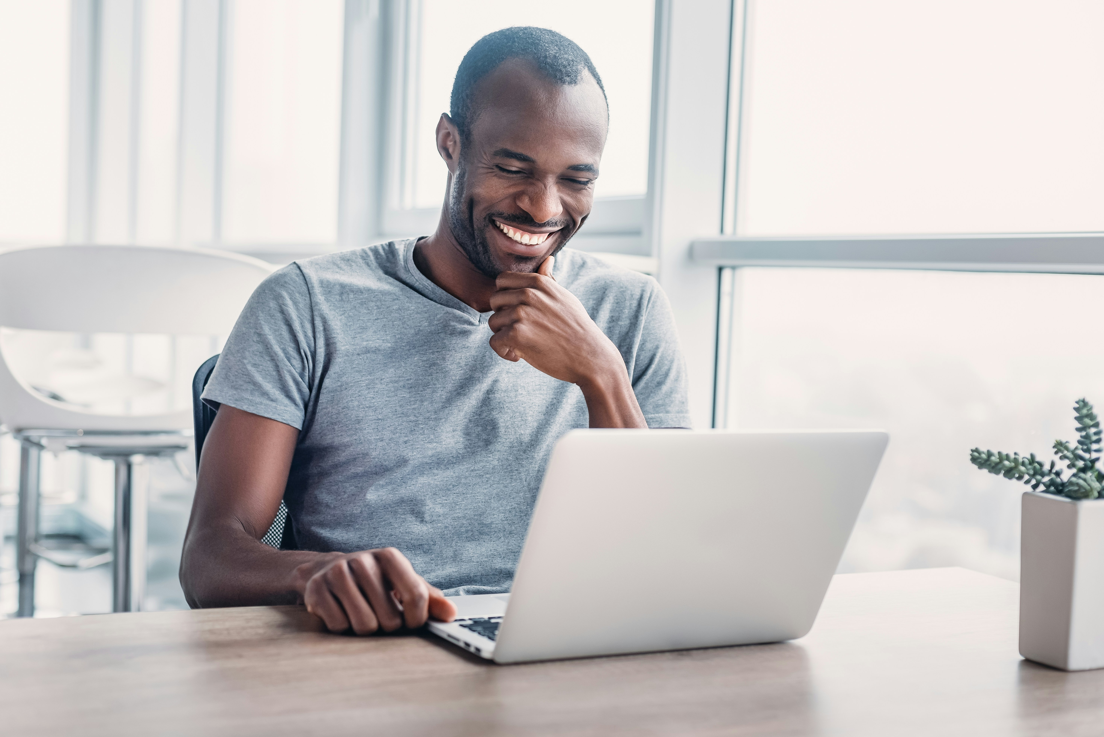 What is a user research report?