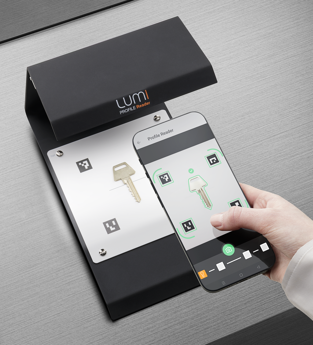 PROFILE READER -  NEW LUMI 