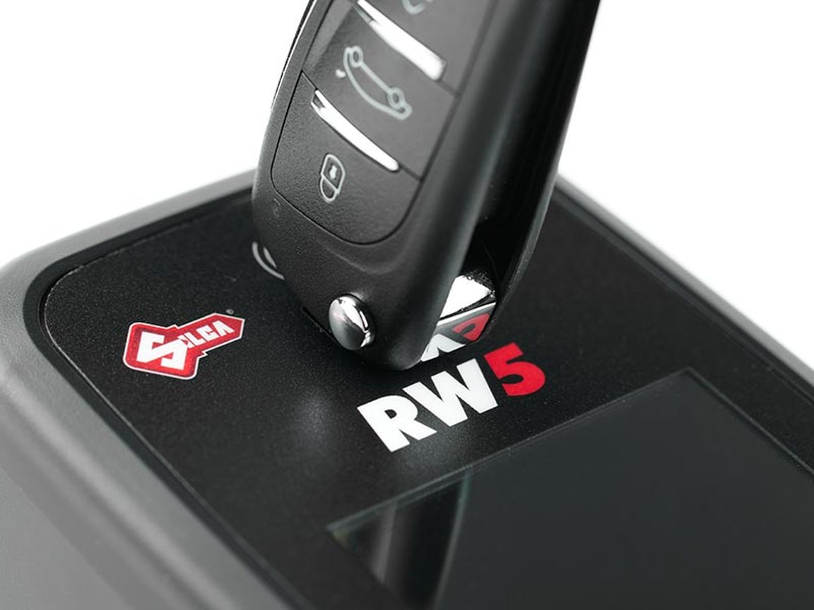 AUTOMOTIVE INNOVATION