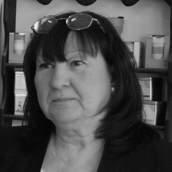 Lynne Waddell
